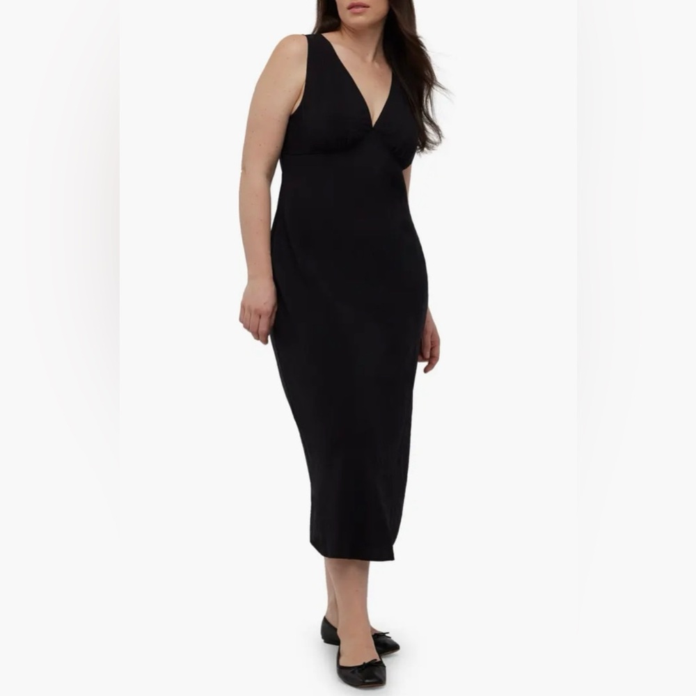 Elegant Black Sleeveless Dress